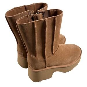 NWT UGG Women's Classic Twin Seam Heights Boots Chestnut Suede Womens US 8 EU 39